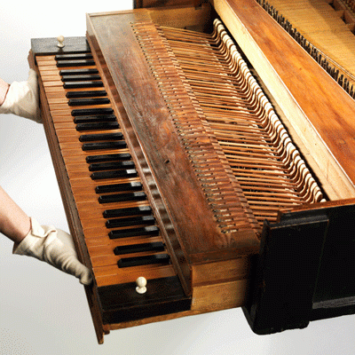 Mechanik eines frühen Fortepianos von Bartolomeo Cristofori, 1720, Metropolitan Museum, New York